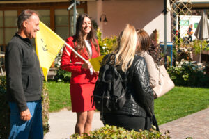 Profashionall - Hostess per servizio di accogienza clienti presso Evento Ferrari